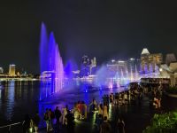 Singapur - Abendspaziergang (Marina Bay Sands Light and Water Show) &ndash; &copy; Katrin Deutschbein (Eberhardt TRAVEL)