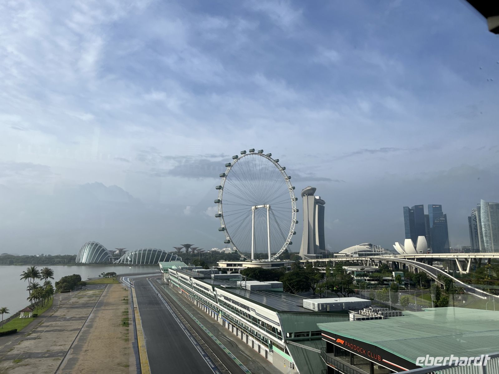 Formel 1 Strecke, Riesenrad, Singapur.jpeg &ndash; &copy; Maria Feibig (Eberhardt TRAVEL)