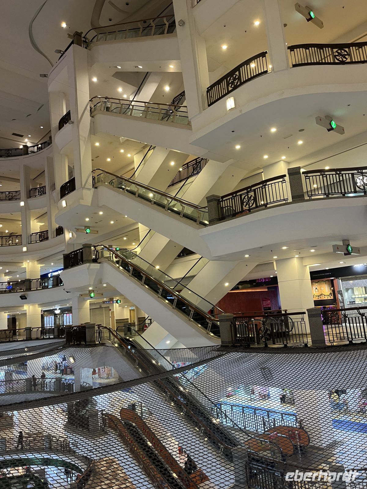 Berjaya Times Square Shopping Mall, Kuala Lumpur, Malaysia.jpeg &ndash; &copy; Maria Feibig (Eberhardt TRAVEL)