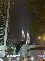 Blick auf Petronas Twin Towers, Kuala Lumpur, Malaysia.jpeg &ndash; &copy; Maria Feibig (Eberhardt TRAVEL)