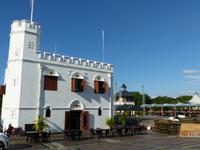 141 Square Tower, Kuching, Borneo, Malaysia &ndash; &copy; Maria Michel (Eberhardt TRAVEL)