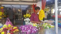 Vorbereitung der Opfergaben in Little India, Georgetown &ndash; &copy; Eva Sieglow (Eberhardt TRAVEL)