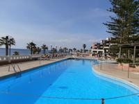 Pool im Dolmen Resort Hotel Qawra, Malta &ndash; &copy; Ingrid Langer (Eberhardt TRAVEL)