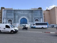 Tor der Siegers  Bab El Mansour Laalej, Verhüllt wegen Bauarbeiten &ndash; &copy; Sabine Reckord (Eberhardt TRAVEL)