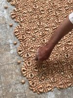 10.4. in der Potterie-Mosaikarbeit kopfüber..jpeg &ndash; &copy; Kora Buggel (Eberhardt TRAVEL)