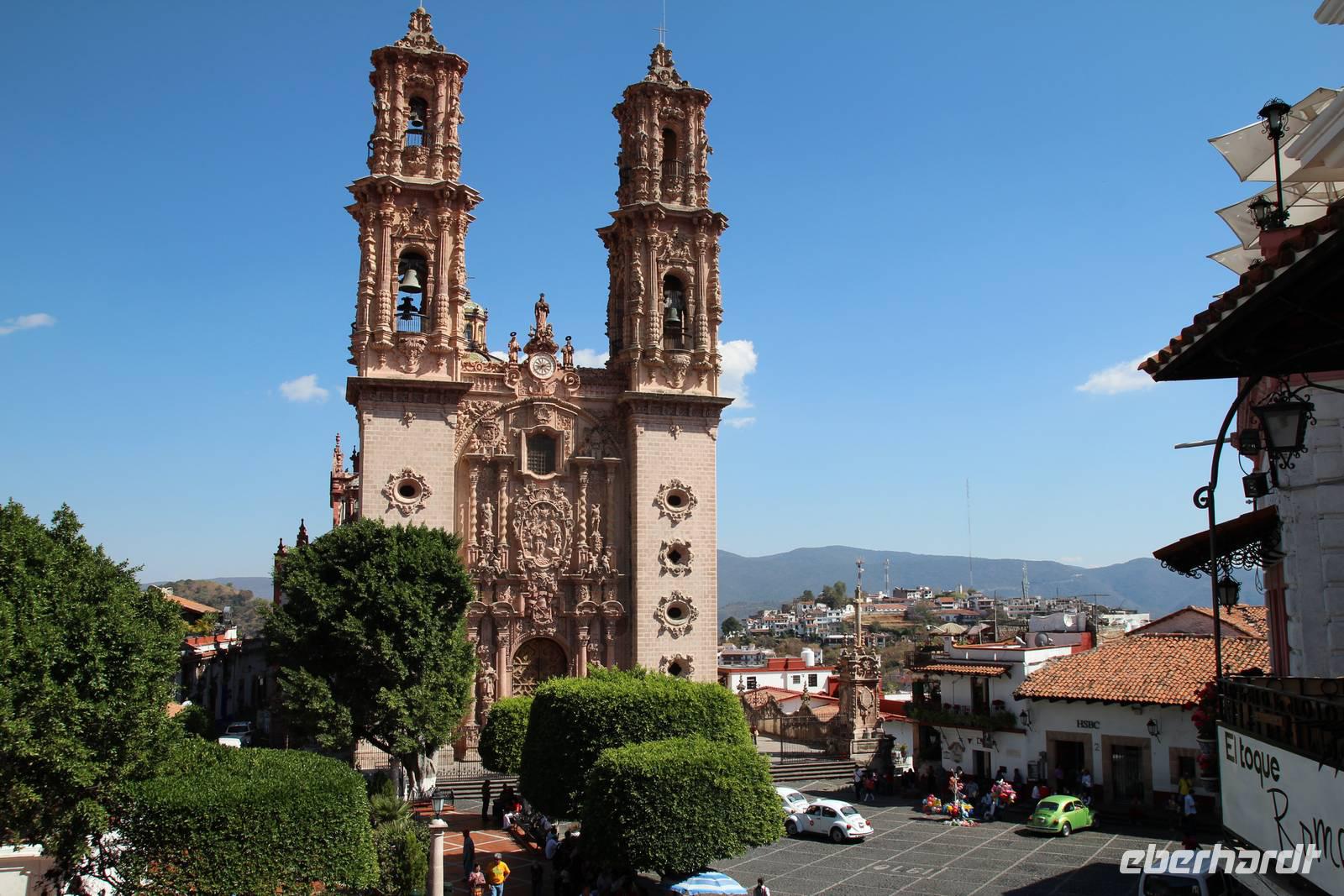 Plaza Borda mit Kirche Santa Prisca – Taxco &ndash; &copy; Martin Jentzsch (Eberhardt TRAVEL)