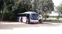 Unser Busfahrer Martin sitzt im Bus &ndash; &copy; Julia Kies (Eberhardt TRAVEL)