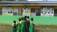 Schulbesuch in Jamaika &ndash; &copy; Frank Nimschowski (Eberhardt TRAVEL)