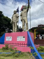 004 Fronseca und Borge Denkmal Matagalpa &ndash; &copy; Mary Dobberkau (Eberhardt TRAVEL)
