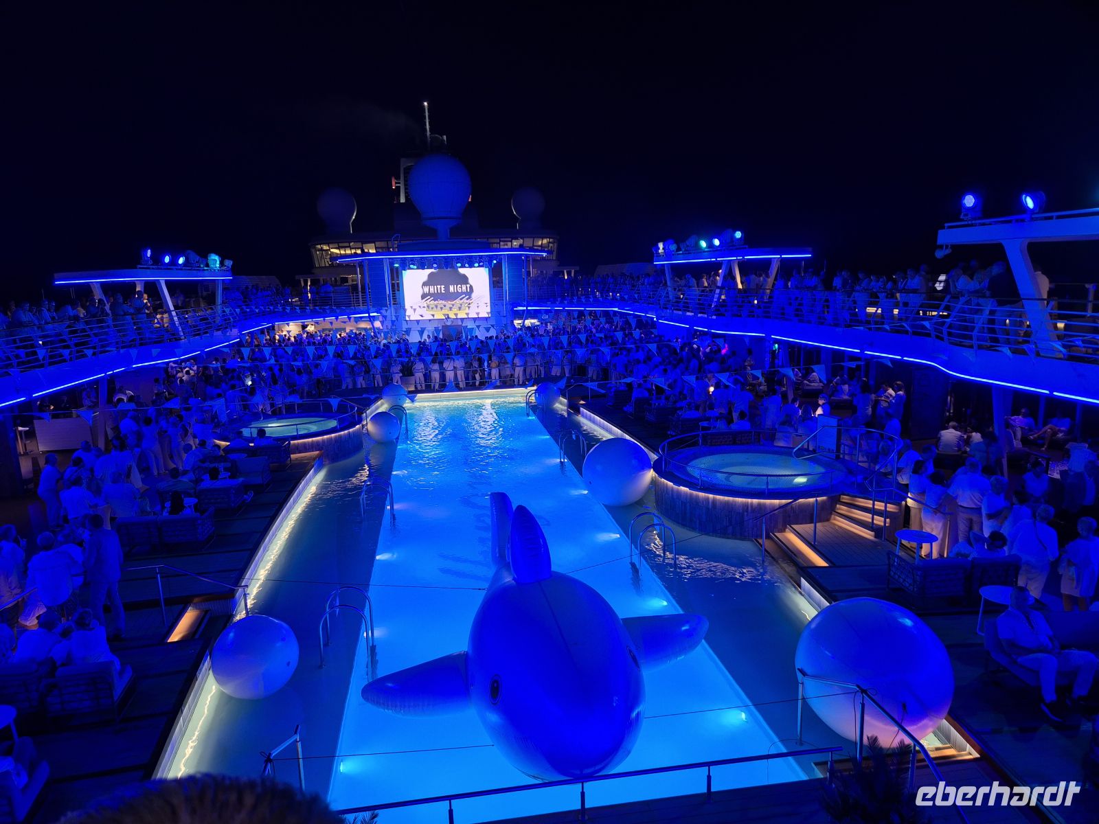 White Night Poolparty &ndash; &copy; Frank Nimschowski (Eberhardt TRAVEL)