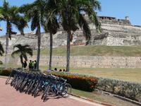 Mein Schiff-Fahrräder & das Castillo San Felipe &ndash; &copy; Anne Schröder (Eberhardt TRAVEL)