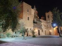 Platz vor der Kapelle der unbefleckten Empfängnis/Mellieha/Malta &ndash; &copy; Susanne Hofen (Eberhardt TRAVEL)