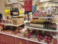kulinarische Souvenirs/Flughafen/Malta &ndash; &copy; Susanne Hofen (Eberhardt TRAVEL)