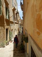 Und natürlich gab es in Vittoriosa auch wieder die obligatorischen Treppen. &ndash; &copy; Dominik Zilliken (Eberhardt TRAVEL)