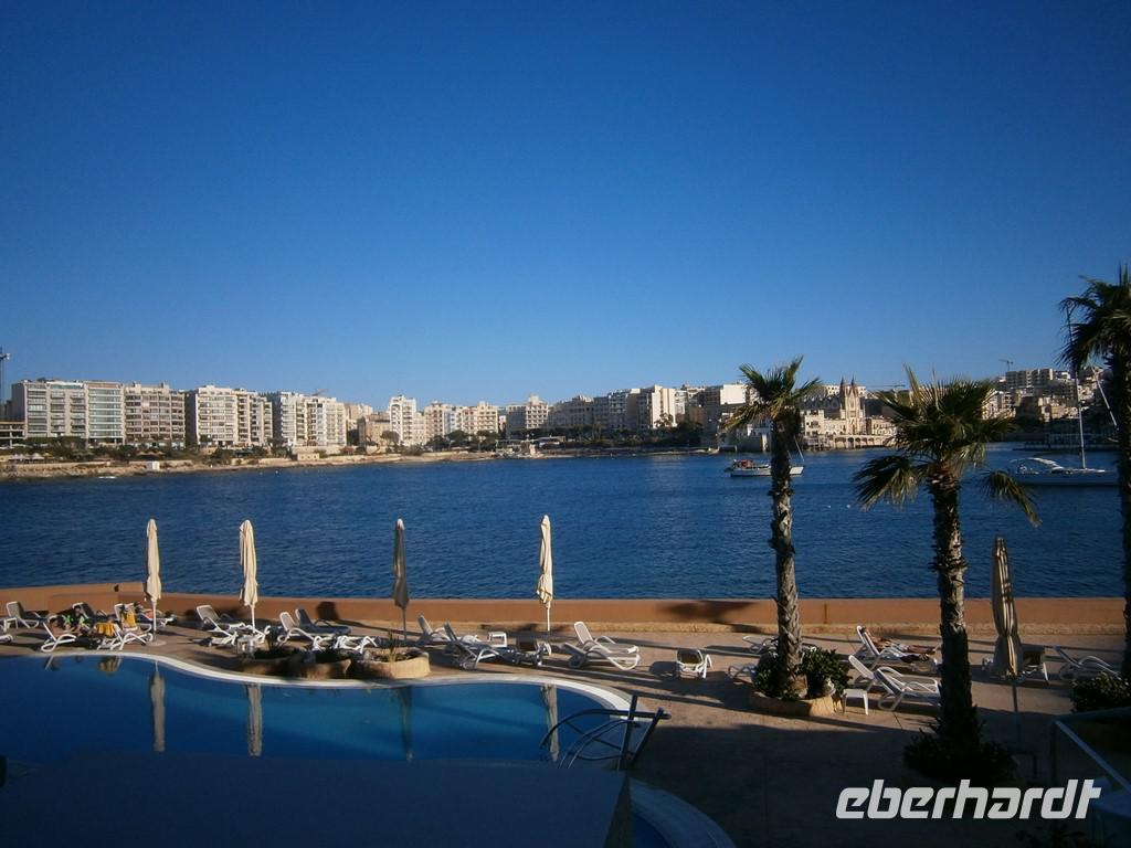 am Hotel &ndash; &copy; Heike Meinhold (Eberhardt TRAVEL)