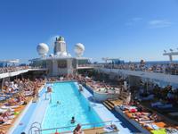 Mein Schiff 3 - Pooldeck &ndash; &copy; Annette Weise (Eberhardt TRAVEL)