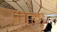 Haupteingang in den Hagar Qim Tempel &ndash; &copy; Andreas Mandel (Eberhardt TRAVEL)