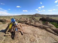 Besichtigung der Baga-Gazryn-Chuluu Felsen-Formation &ndash; &copy; Andrey Kulikov (Eberhardt TRAVEL)