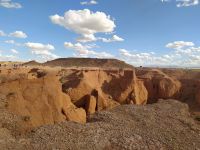 Saurierfundstelle Bayanzag &ndash; &copy; Andrey Kulikov (Eberhardt TRAVEL)