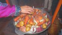 Hot Pot &ndash; &copy; Rico Manns (Eberhardt TRAVEL)