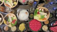 Hot Pot &ndash; &copy; Rico Manns (Eberhardt TRAVEL)