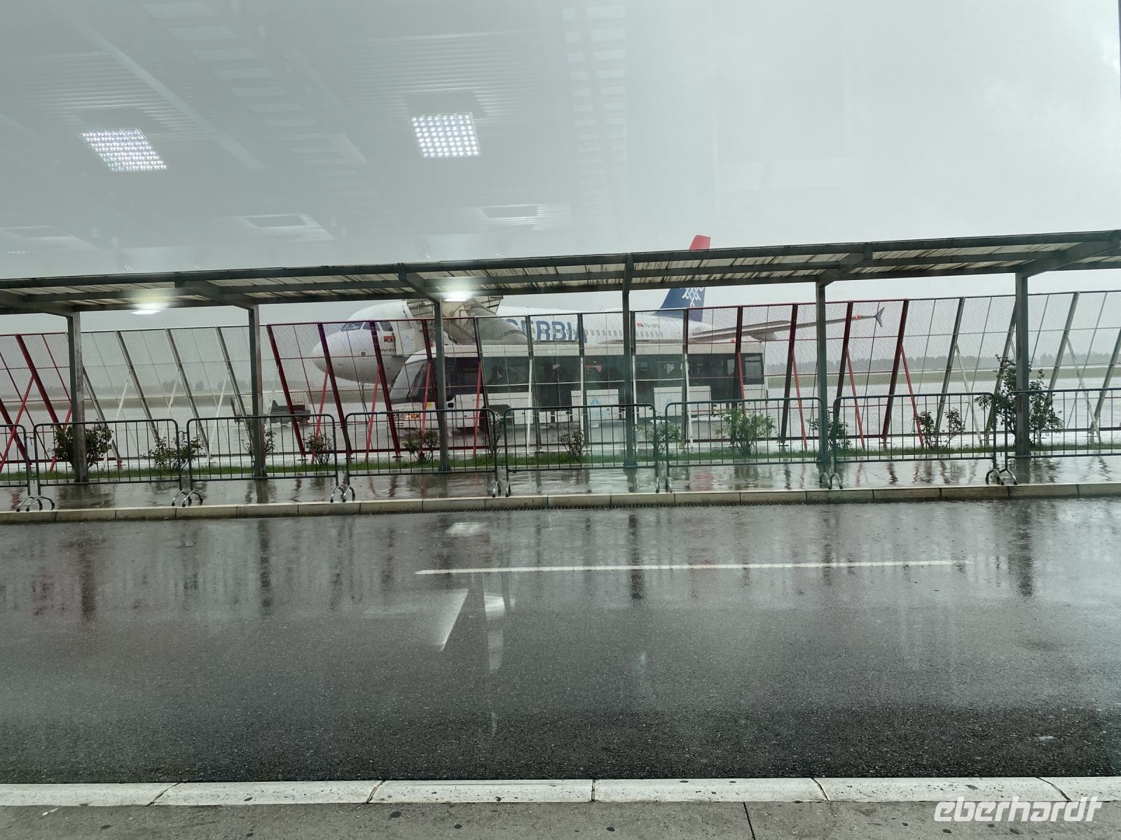 Kein Flugwetter in Podgorica &ndash; &copy; Elke Knappe (Eberhardt TRAVEL)