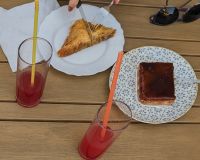 Trilece, Baklava und Granatapfelsaft &ndash; &copy; Natalie Hady (Eberhardt TRAVEL)