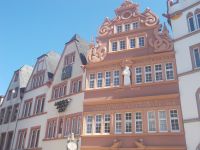 DSCN9306.JPG   Rotes Haus &ndash; &copy; Kerstin Veit (Eberhardt TRAVEL)