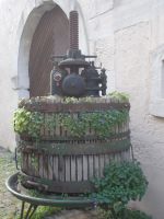 DSCN9377.JPG  alte Weinpresse &ndash; &copy; Kerstin Veit (Eberhardt TRAVEL)