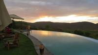 0849 Opuwo Country Hotel - Sonnenuntergang &ndash; &copy; Annette Weise (Eberhardt TRAVEL)