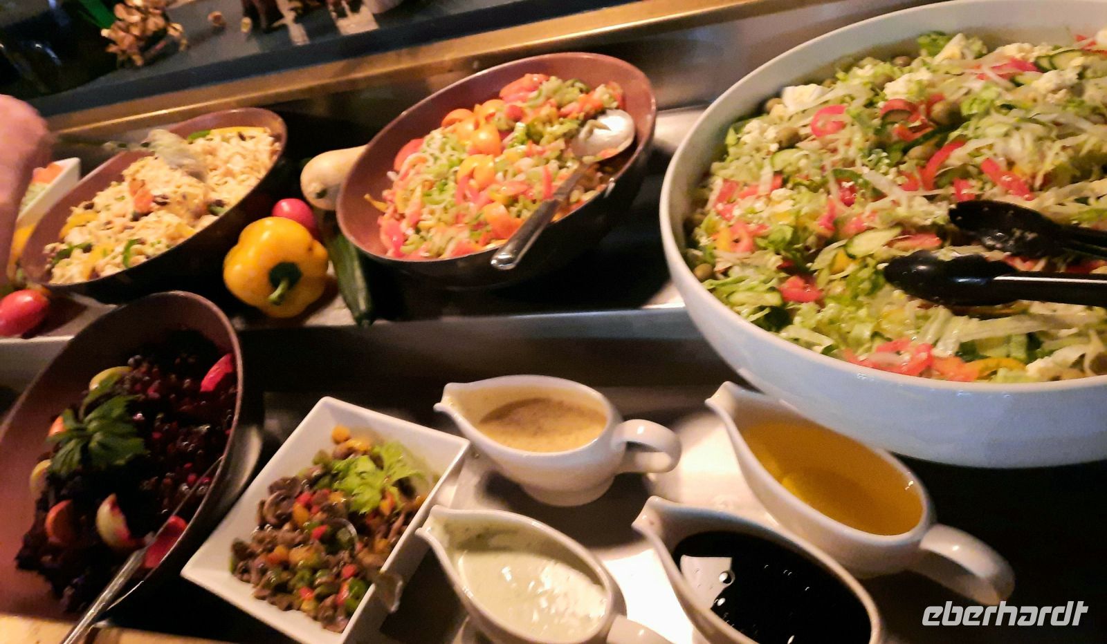 Mokuti Lodge - Buffet &ndash; &copy; Annett Müller (Eberhardt TRAVEL)