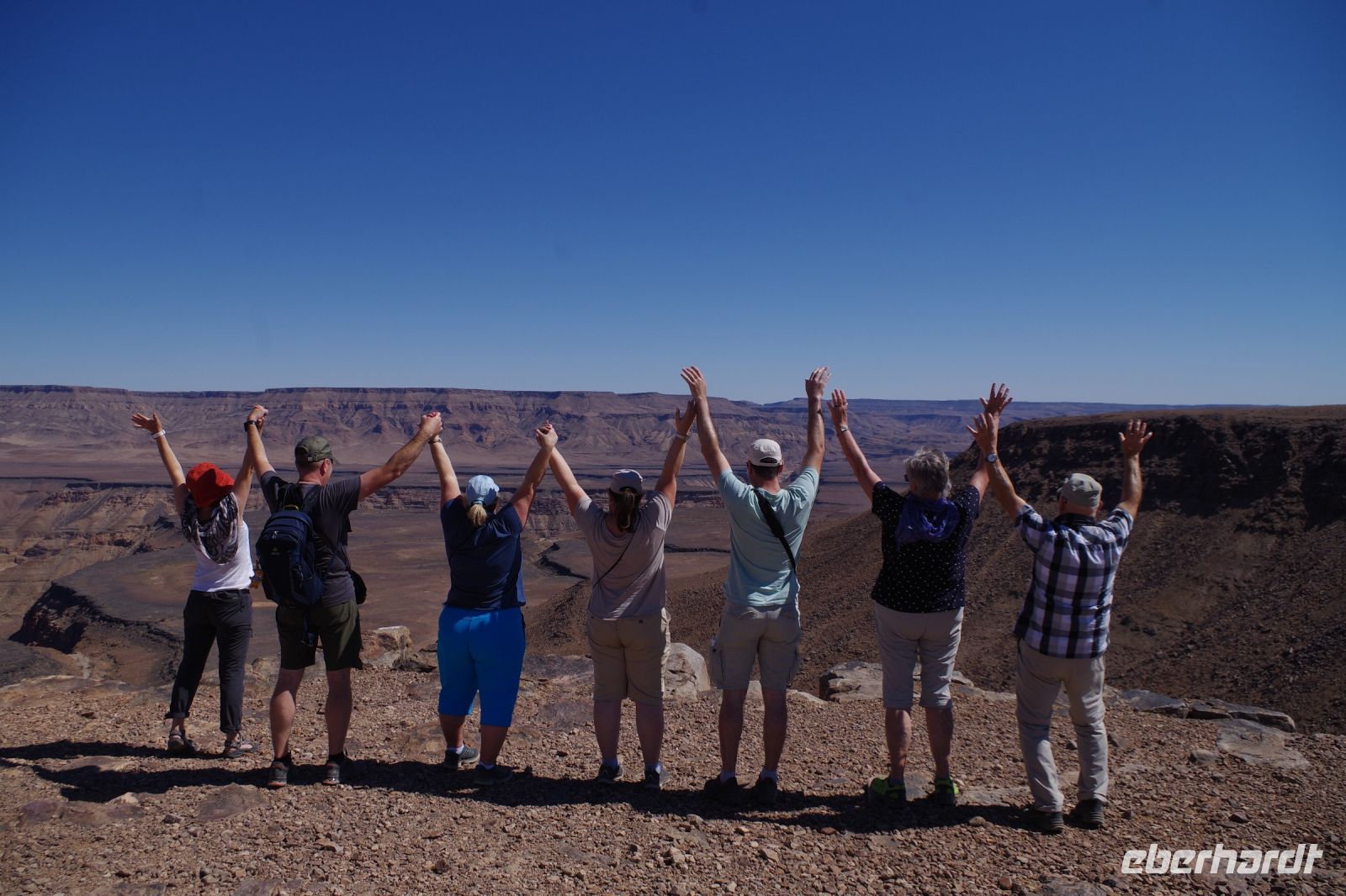 Namibia - Gruppenbild am Fish River Canyon &ndash; &copy; Annett Müller (Eberhardt TRAVEL)