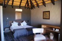 269-Ai Aiba Rock Painting Lodge &ndash; &copy; Susanne Schirmann (Eberhardt TRAVEL)