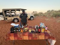Pirschfahrt über das Gelände der Kalahari Lodge &ndash; &copy; Anne Fohlert (Eberhardt TRAVEL)
