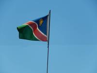 0098 Flagge Namibias &ndash; &copy; Patrick Fritzsche (Eberhardt TRAVEL)