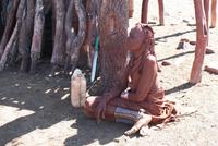 Besuch bei den Himbas &ndash; &copy; Isabell Glaß (Eberhardt TRAVEL)