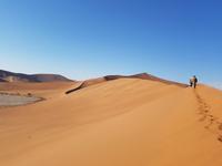 Tage Rundreise Namibia – Die Erlebnistour mit  Kalahari – Fish River-Canyon – Lüderitz – Namib – Swakopmund – Erongo Gebirge – Etosha Nationalpark – Windhoek (338) &ndash; &copy; Benjamin Rodriguez Manzanares (Eberhardt TRAVEL)