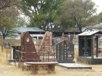 Otjiwarongo Gräber Herero &ndash; &copy; Kathrin Mickan (Eberhardt TRAVEL)