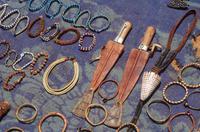 Himbadorf - Schmuck der Himbafrauen, selbstgemacht &ndash; &copy; Annett Müller (Eberhardt TRAVEL)