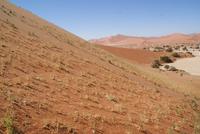Abstieg nach Sossusvlei &ndash; &copy; Susanne Schirmann (Eberhardt TRAVEL)
