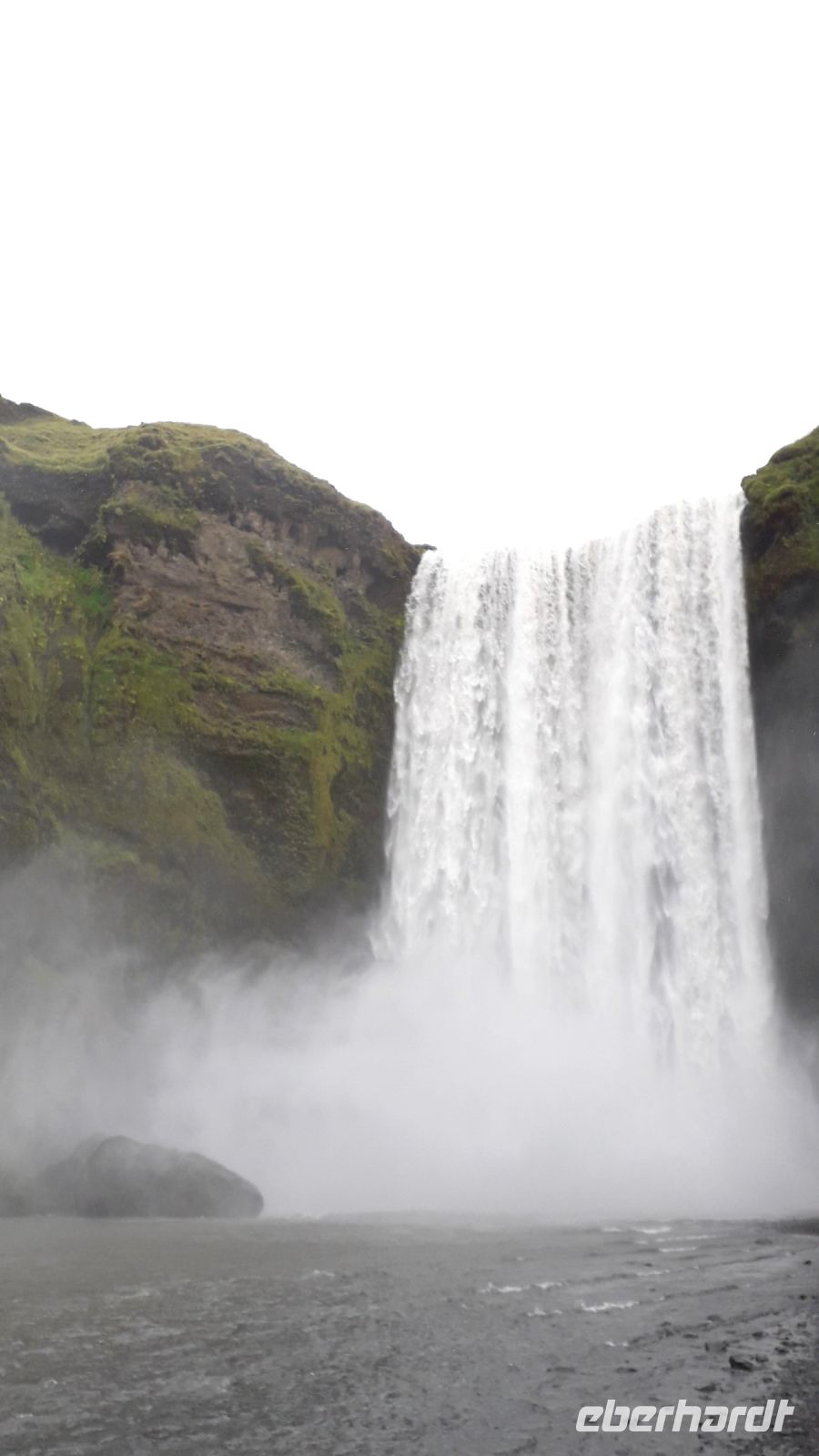 Skogafoss &ndash; &copy; Julia Kies (Eberhardt TRAVEL)