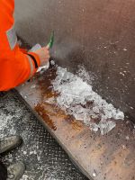 1000 Jahre altes Gletscher Eis in der Gletscher Lagune &ndash; &copy; Jacob Spangenberg (Eberhardt TRAVEL)