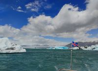 Bootsfahrt in der Gletscherlagune Jökulsárlón  &ndash; &copy; Monika Cortese (Eberhardt TRAVEL)