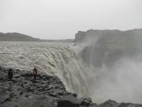 Ganz nah dran am Dettifoss &ndash; &copy; Julia Grunwald (Eberhardt TRAVEL)