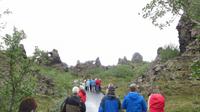 186_Spaziergag in Dimmuborgir &ndash; &copy; Nadine Schulz (Eberhardt TRAVEL)