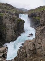 243_Wasserfall ohne Namen &ndash; &copy; Nadine Schulz (Eberhardt TRAVEL)