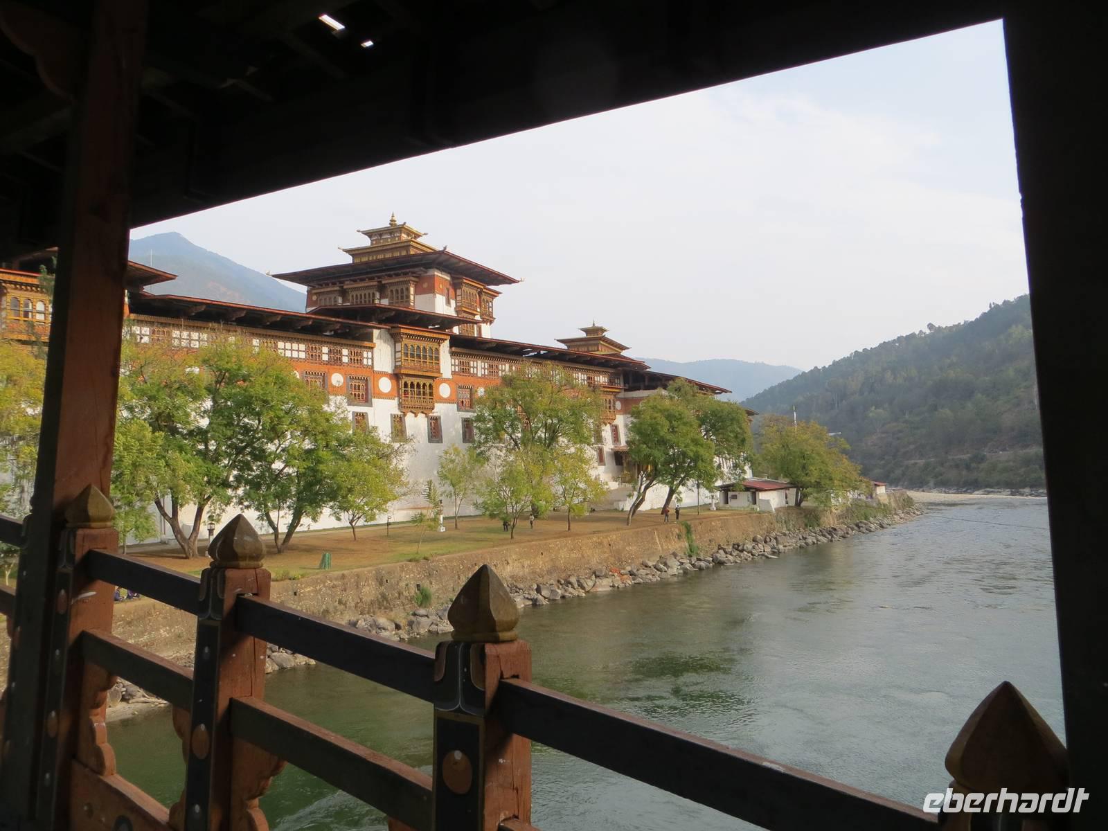 Dzong Phunakha &ndash; &copy; Jürgen Schmeißer (Eberhardt TRAVEL)