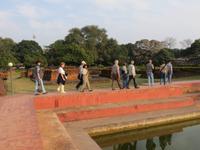 Eberhardt Gäste in Lumbini &ndash; &copy; Jürgen Schmeißer (Eberhardt TRAVEL)