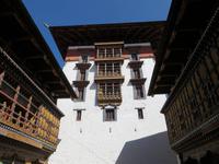im Paro Dzong &ndash; &copy; Jürgen Schmeißer (Eberhardt TRAVEL)