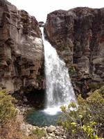 Taranaki Falls &ndash; &copy; Anna Stiebing (Eberhardt TRAVEL)